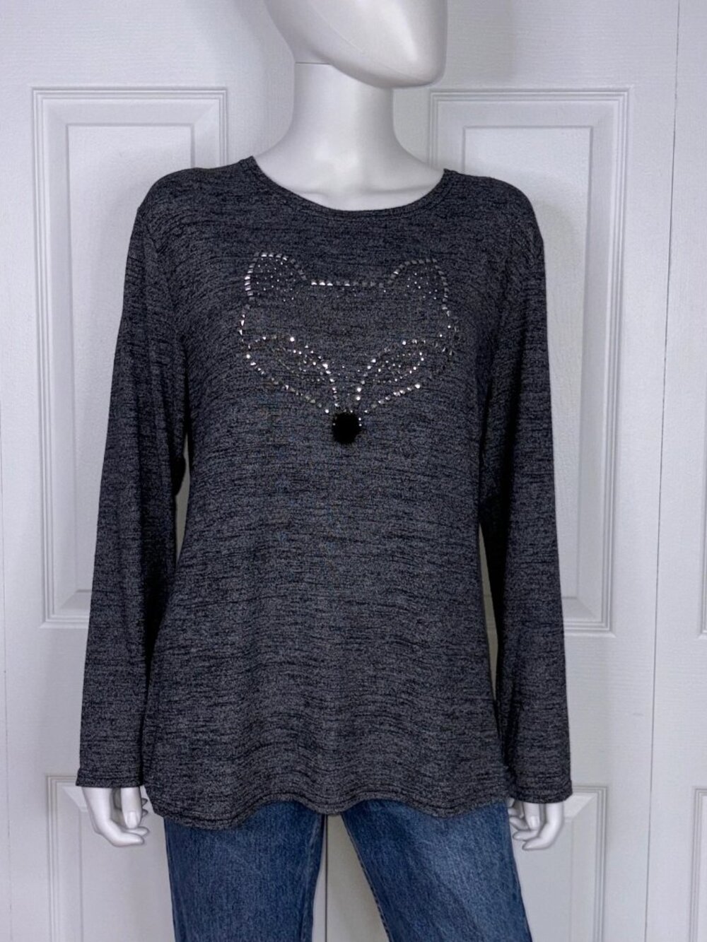 NESS women's long-sleeved sweater large
